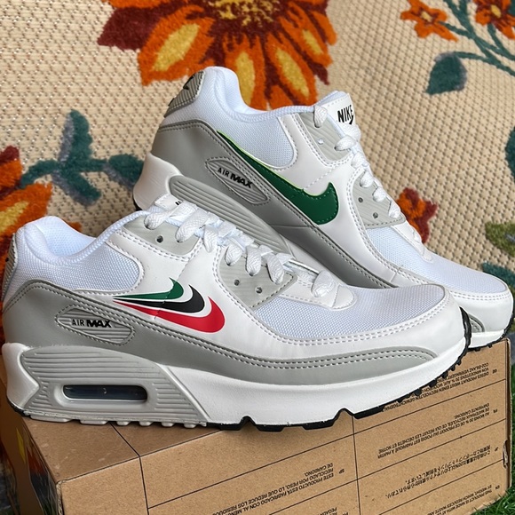 Nike Air Max 90 Multi Swoosh WMNS White/Malachite-University Red sneakers - Picture 8 of 16